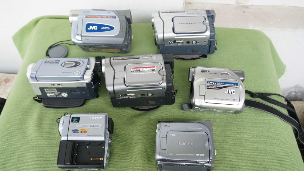 Lot  video camere MiniDv Digital8 Hi8 VHS-C defecte