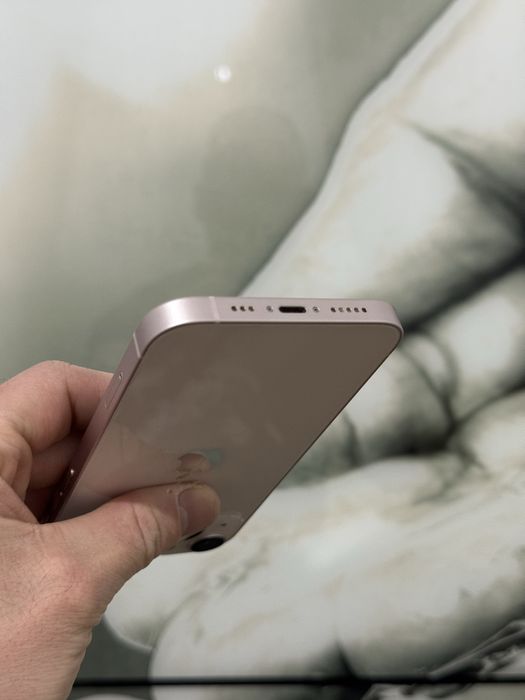 iPhone 13 Pink 128 GB