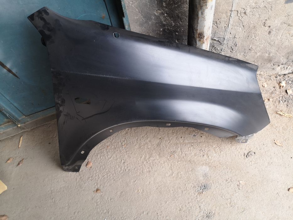 Переднее новое крыло на HONDA SR-V ,2 поколение