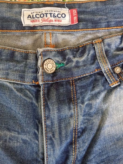 Джинсы фирмы,,ALKOTT" и,,PULL & BEA"-мужские осенне-зимний вариант.