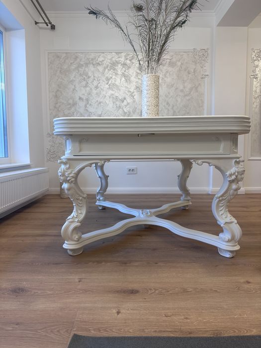 Masa din lemn masiv de nuc extensibila