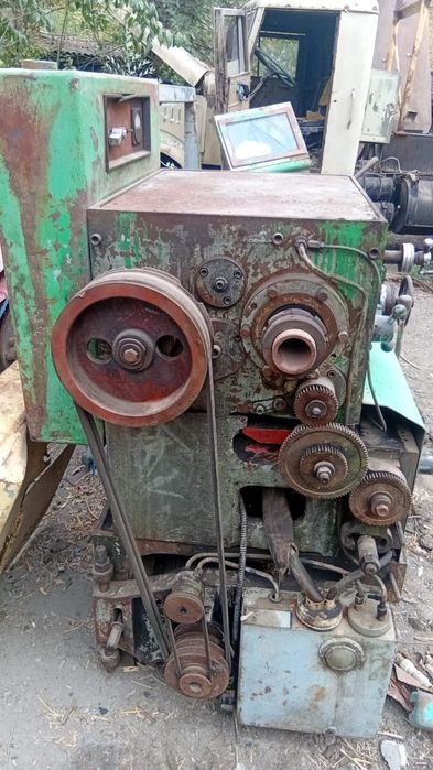 Токарный станок в отличном рабочем состоянии