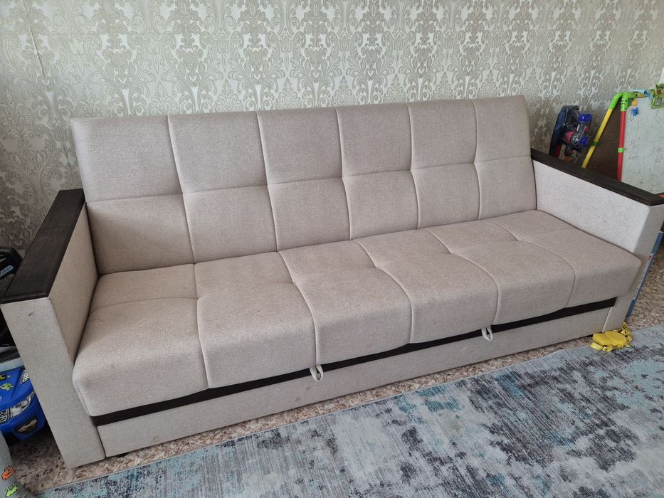 Продам диван б/у