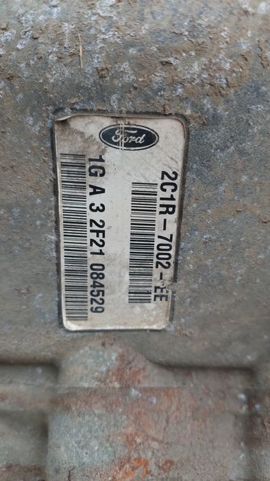 Cutie viteze ford transit motor 2000cc