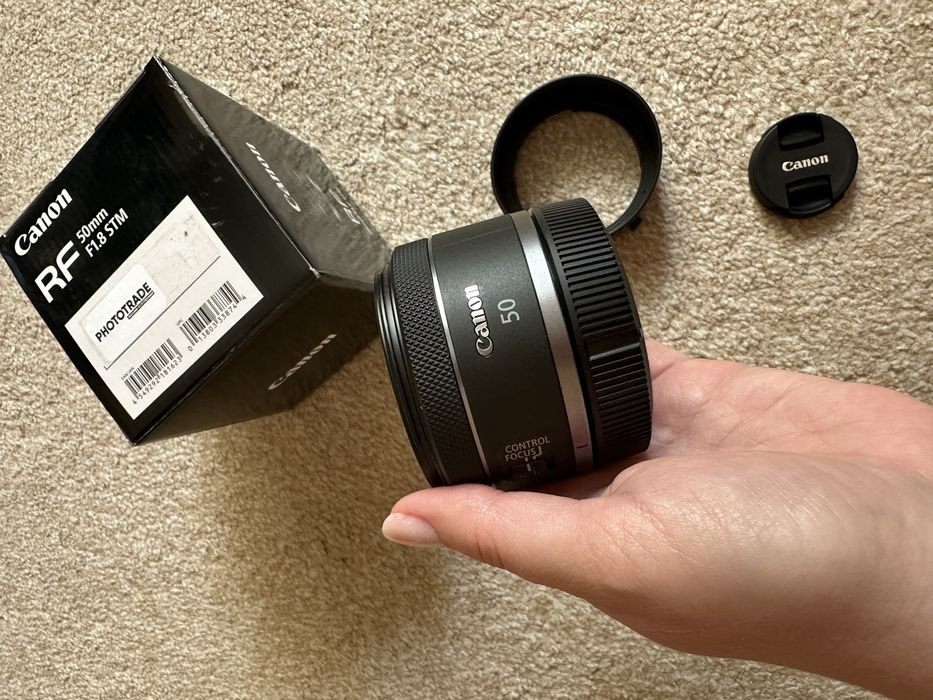 Объектив Canon RF 50mm f1.8 STM