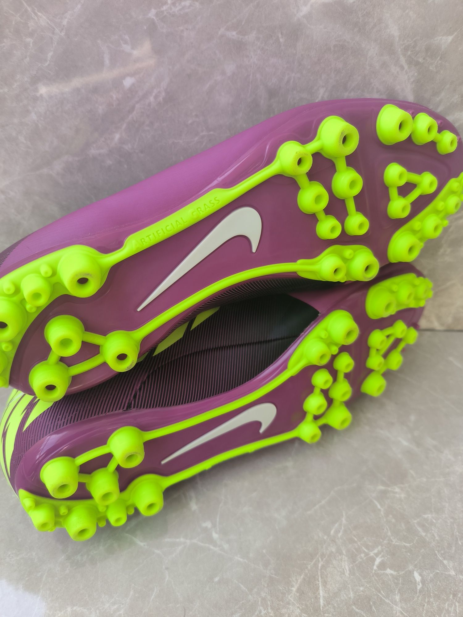 Nike Mercurial футболни обувки бутонки 42