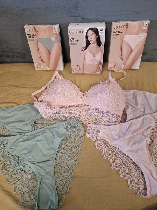 Ново бельо Esmara, бюстие и бикини М