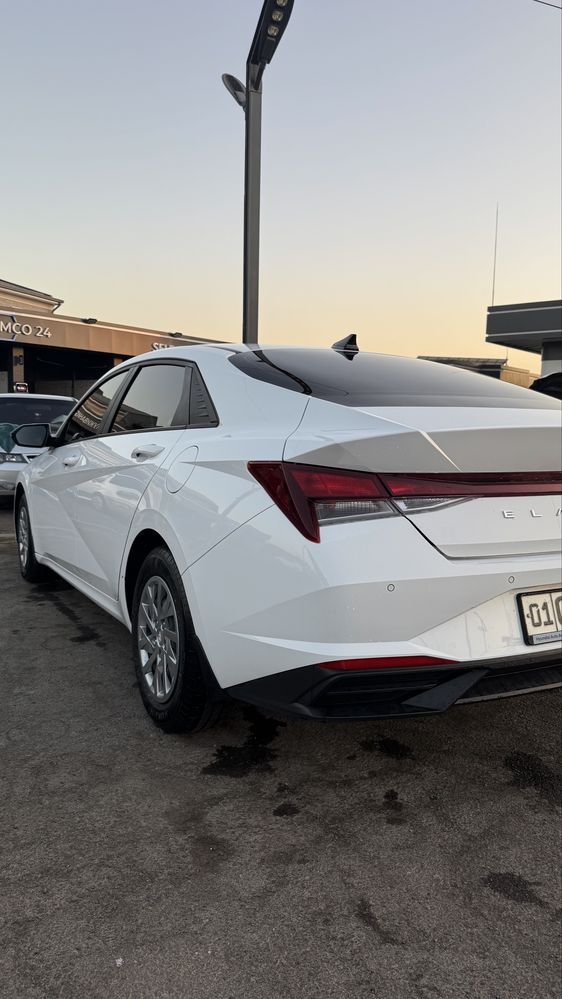 Hundai Elantra 2021 oq