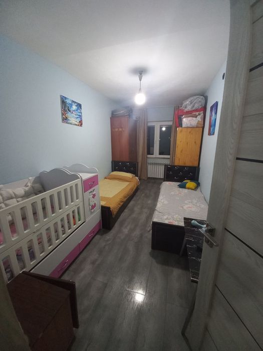 Срочно продается 2х^3х комнатная квартира на метро Чкалова