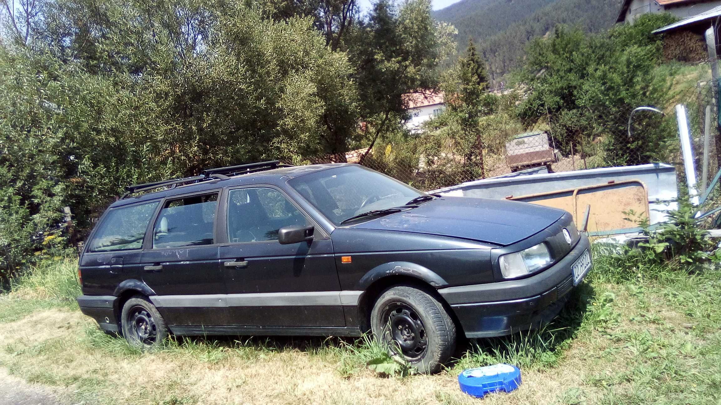 Продавам volkswagen passat комби 1 и 8 газ бензин