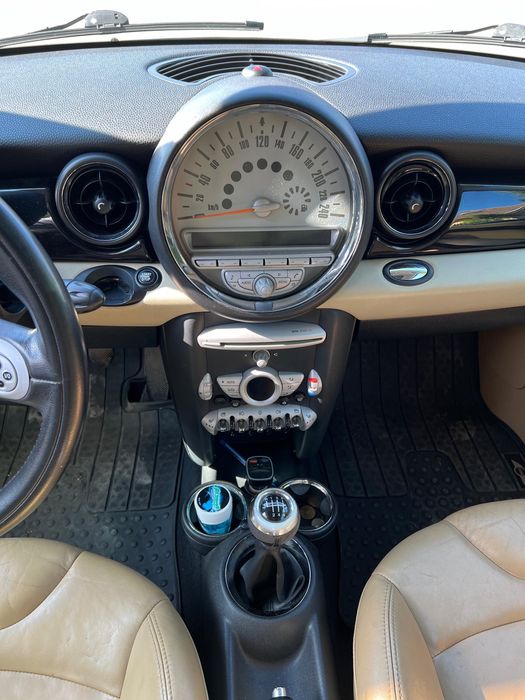 Mini Cooper r56 aspect Cooper S