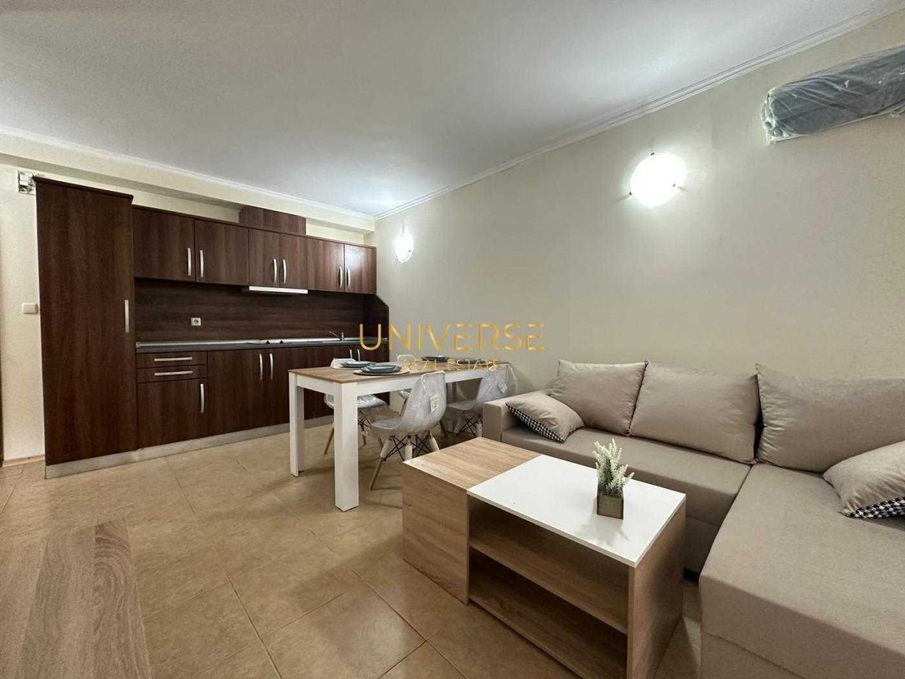 Продава се Двустаен апартамент в к.к. Слънчев бряг - 54 кв.м за 880 €/кв.м - Снимка #4
