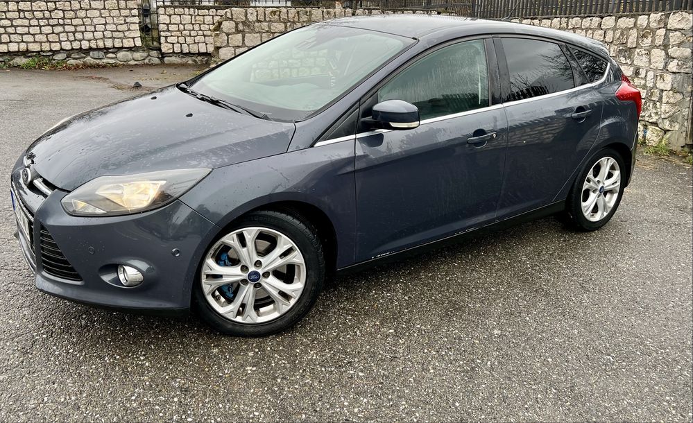 Ford Focus Titanium 1.6 TDCi, Interior Piele, 2 Seturi Roti