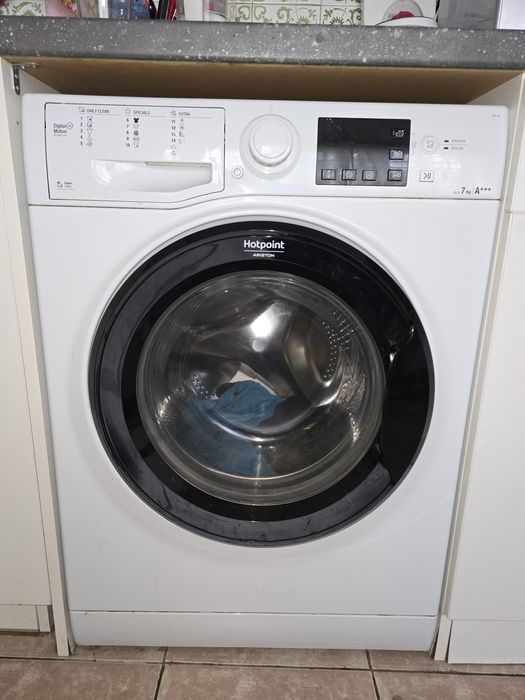 Пералня Ariston Rsg 703