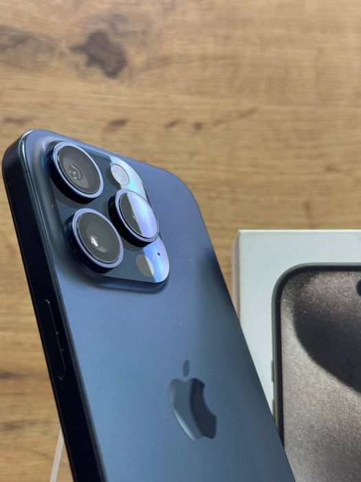 Продам Iphone 15 Pro 256gb