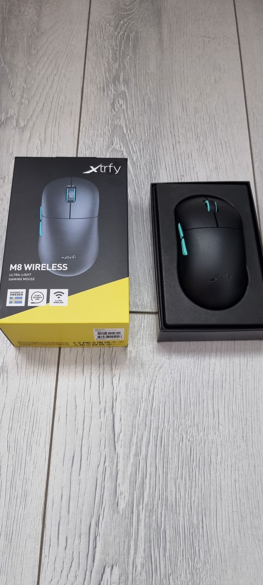 Vand doua mouse-uri