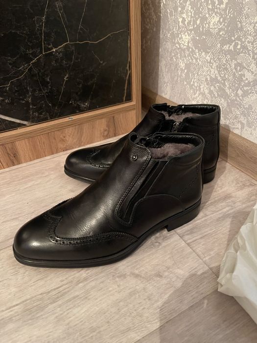 Зимний етік сатылады,киілмеген новый,рр бармай қалды,40р