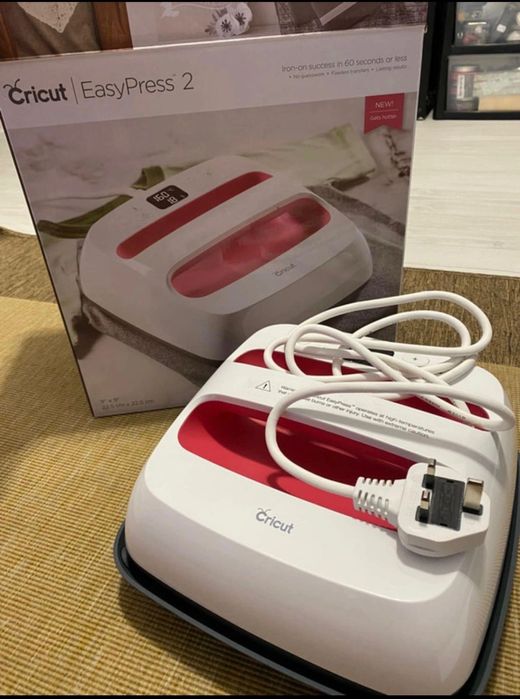 Presă termică Cricut