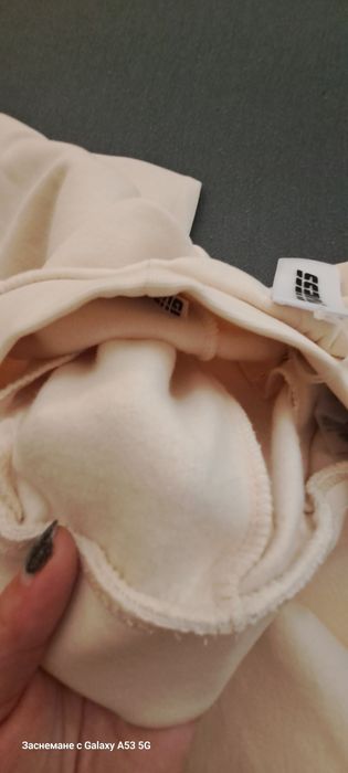 НОВО Спортно долнище Guess L