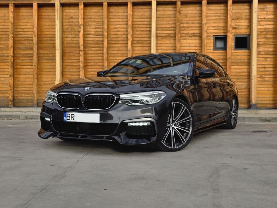 BMW 530D X-Drive  M-Pachet Distronic Line Side Assist Bowers Wilkins