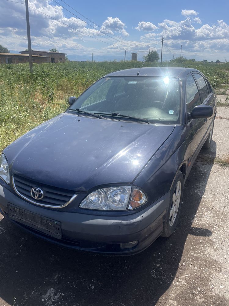 toyota avensis 2.0 d4d 2002 на части
