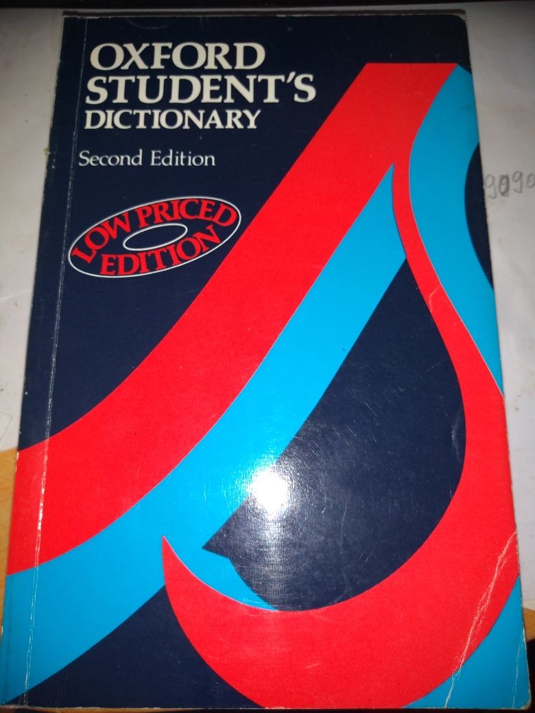 Английски език: PRACTIKAL ENGLISH dictionary  и други