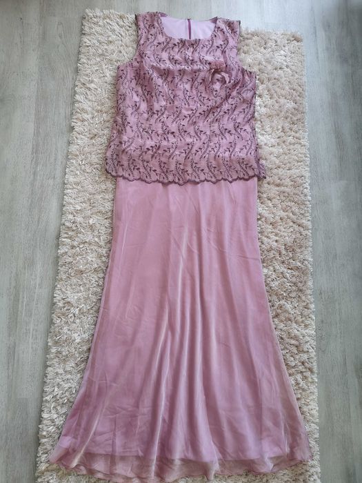 Vând rochii de ocazie