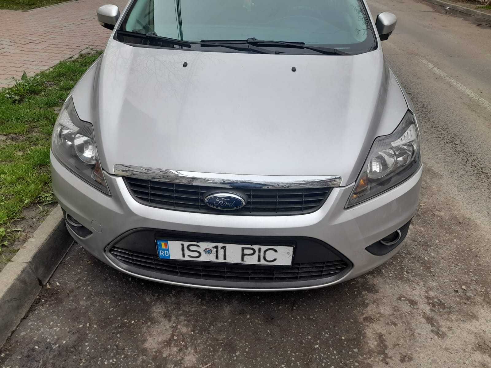 Vand Ford Focus 2 Hatchback 2008, pret negociabil