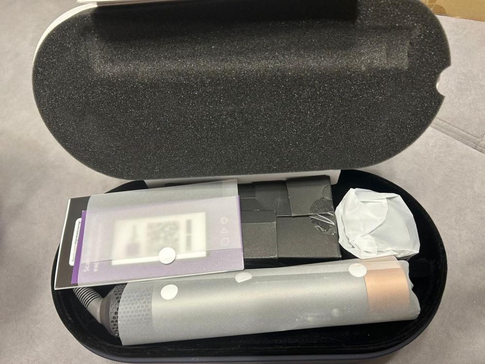 Dyson airwrap completelong