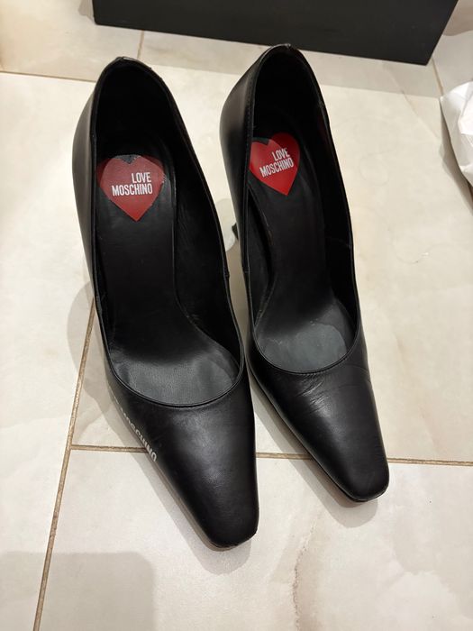 Обивки love moschino 36 номер