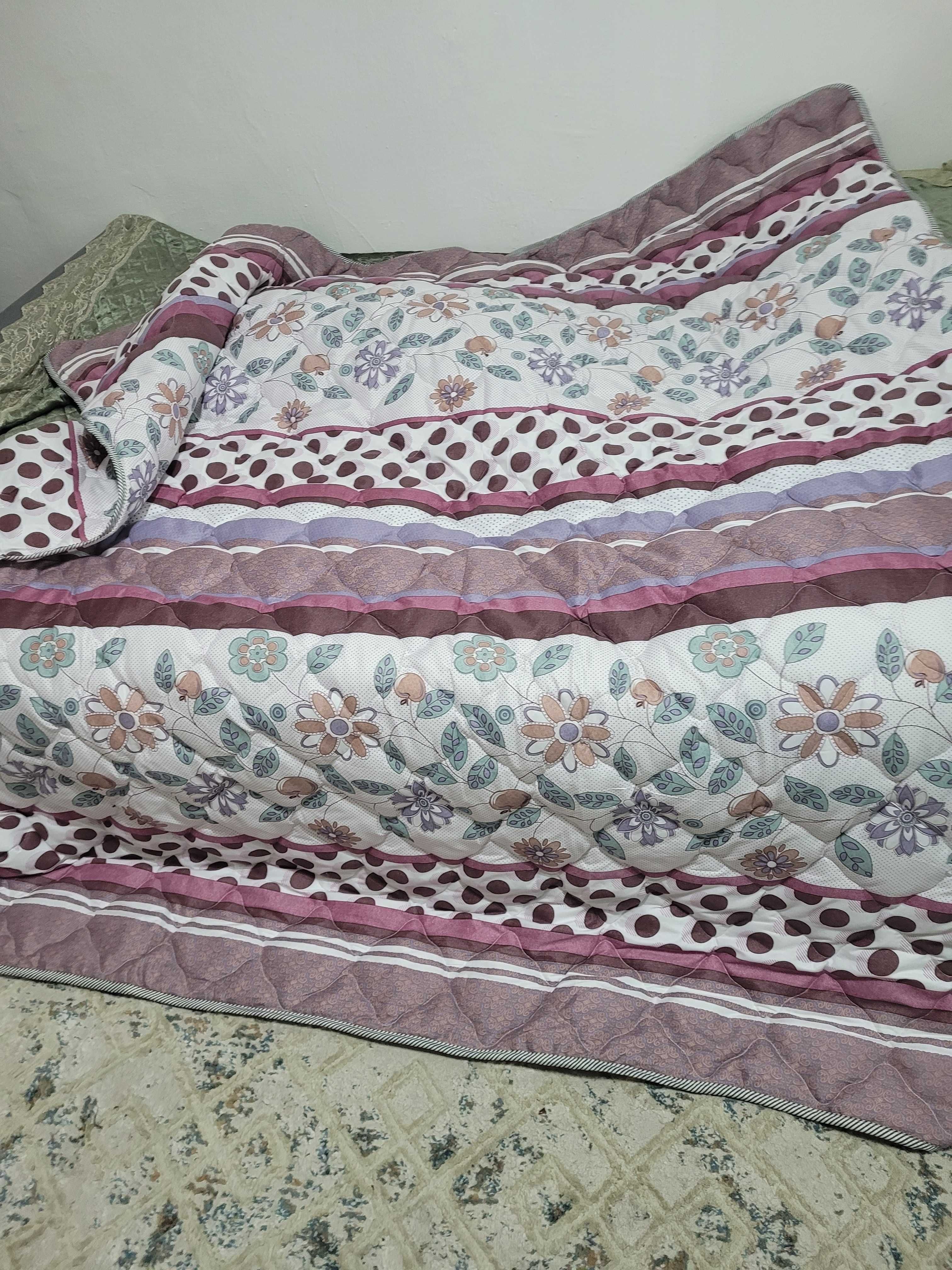 Продам 2х спальное одеяло