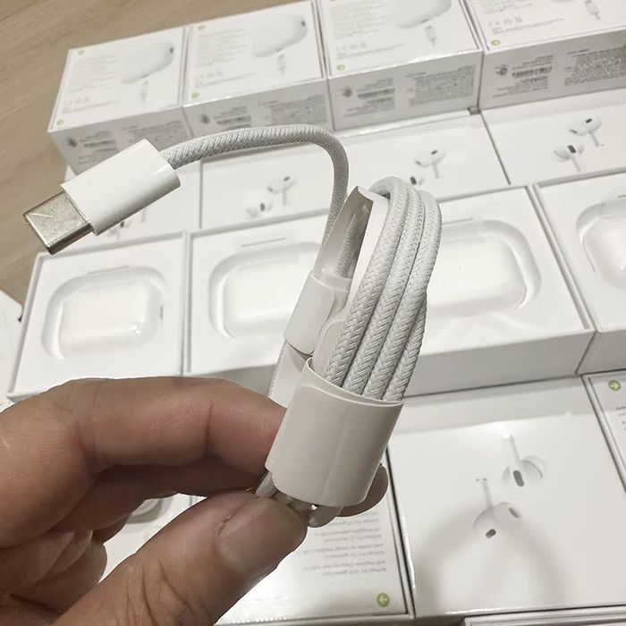 Airpods pro 2.