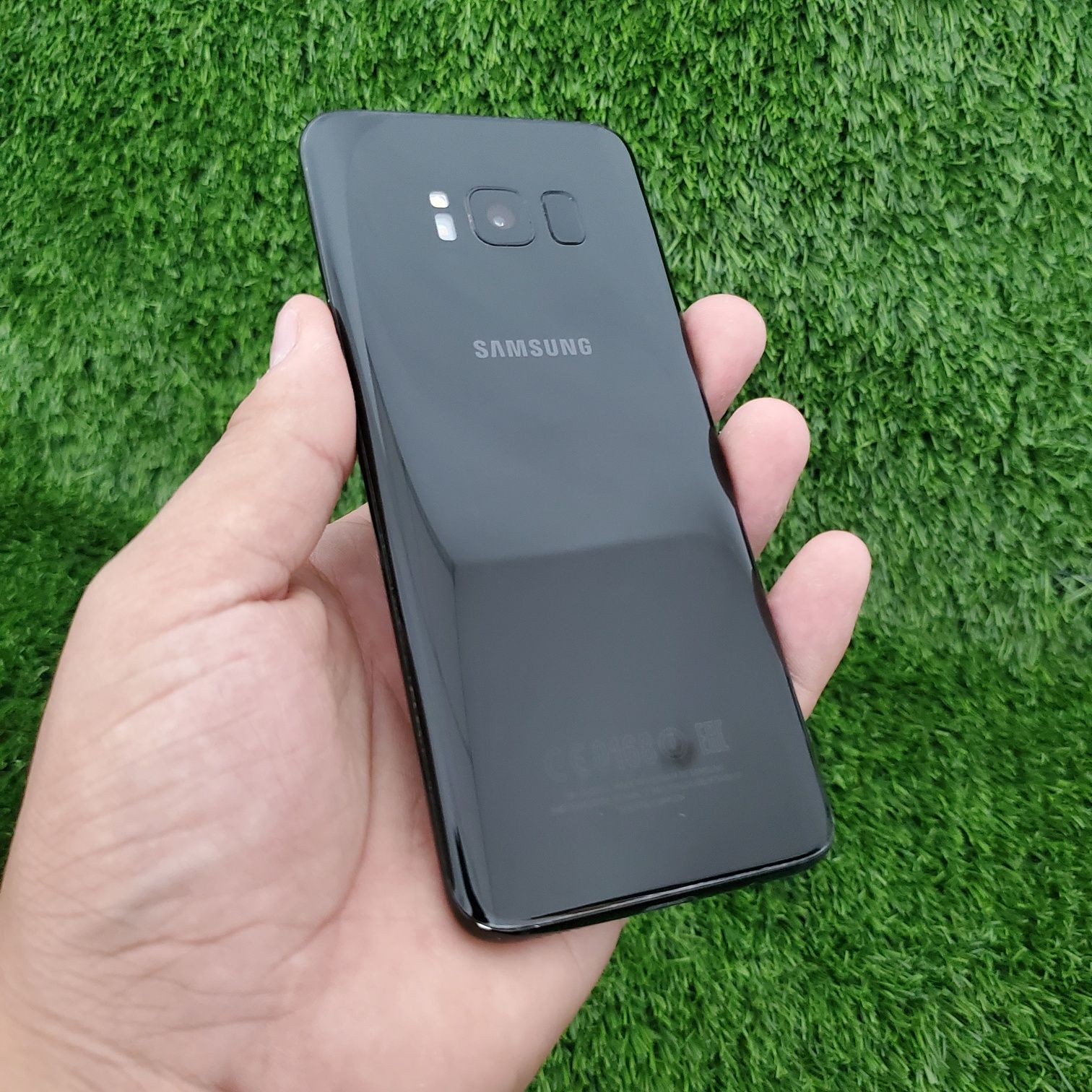 Samsung Gallaxy S8 sotiladi flagman telefon