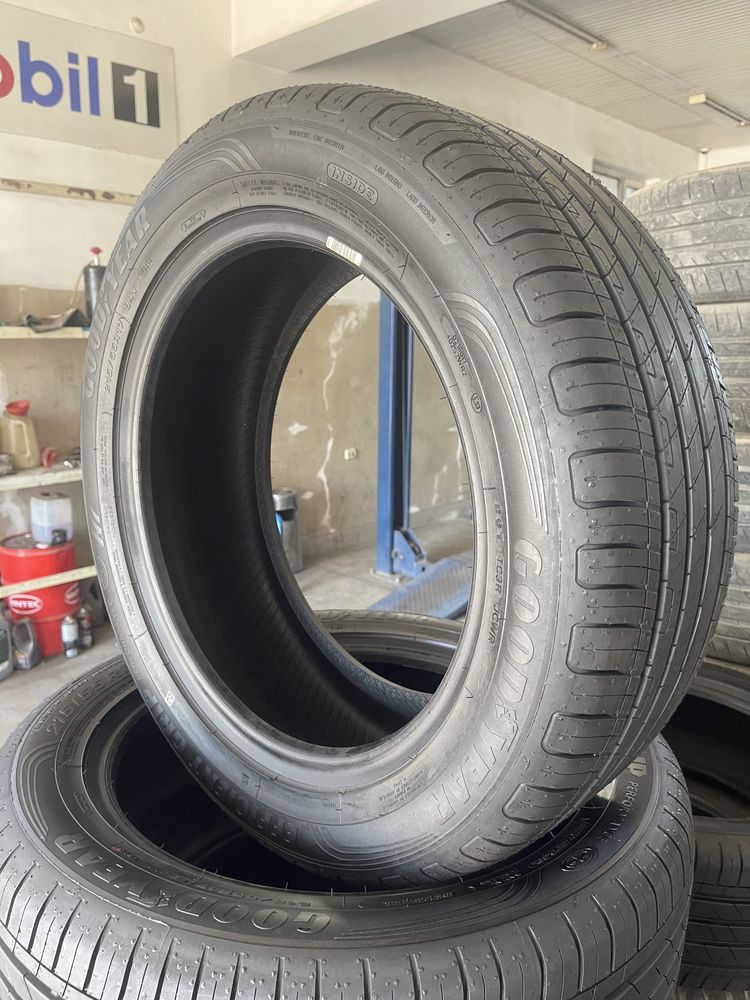 GoodYear 215/55 R17 новый балондар