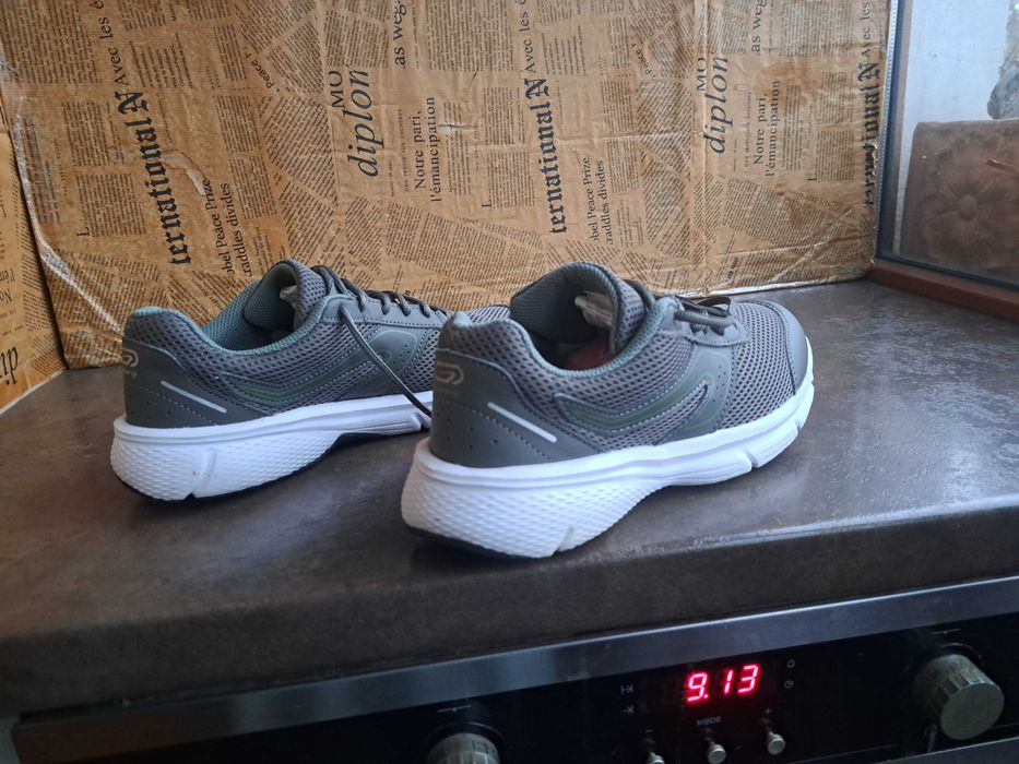 мъжки маратонки,кецове,спортни обувки,ном.40 ,Skechers