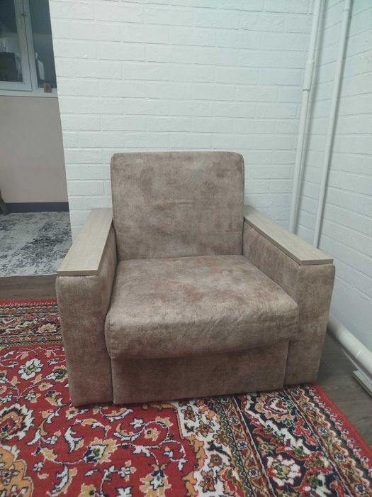 Комплект диван и кресла