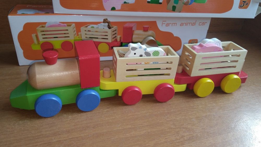 Голям дървен влак ФЕРМА с животни и ремаркета / камион с животни