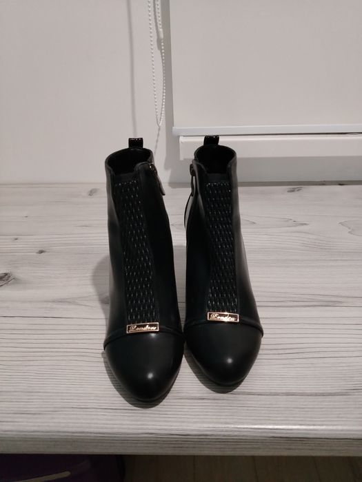 Осенний полусапожка размер 35