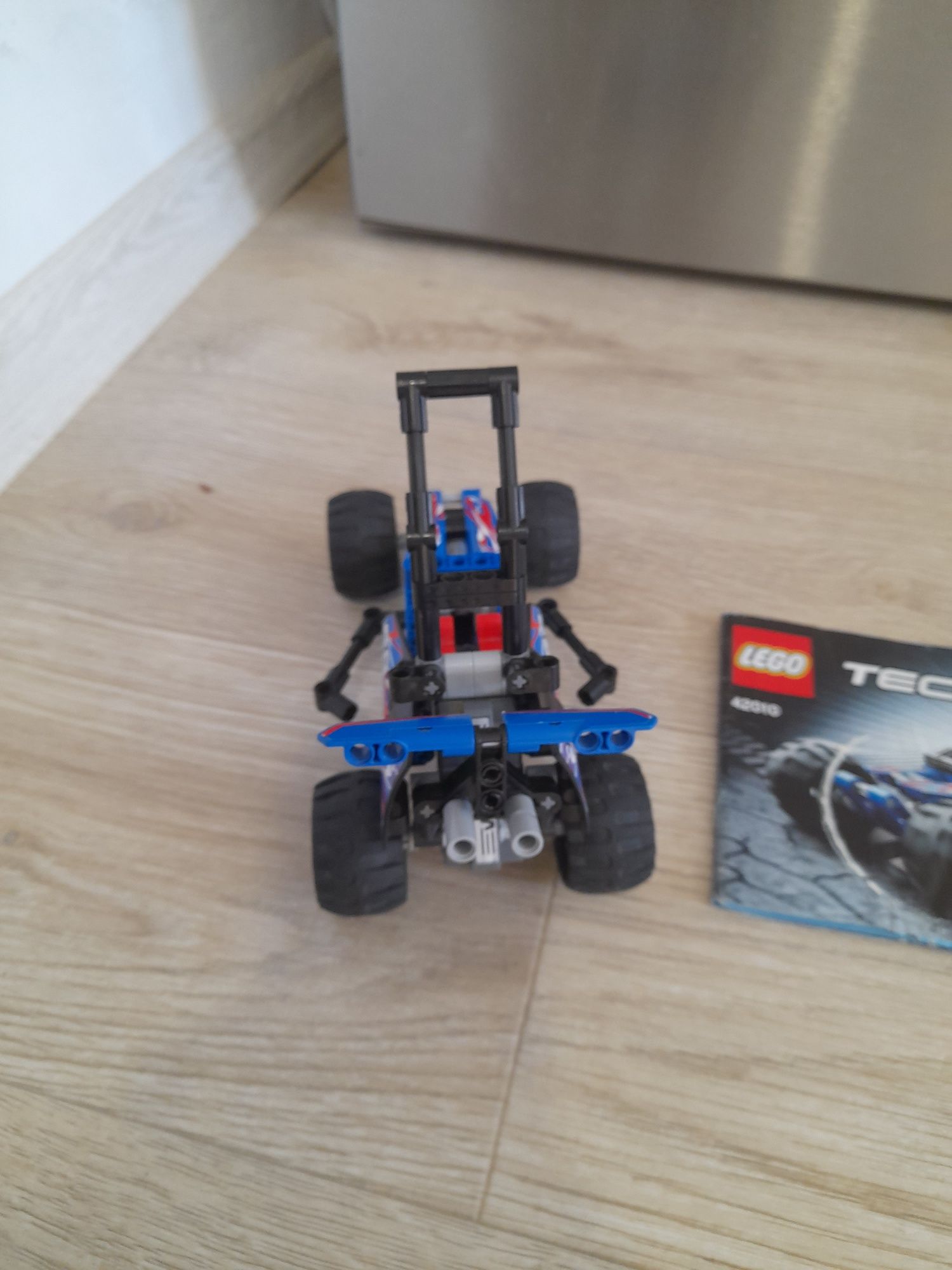 Vand lego tehnic 42010