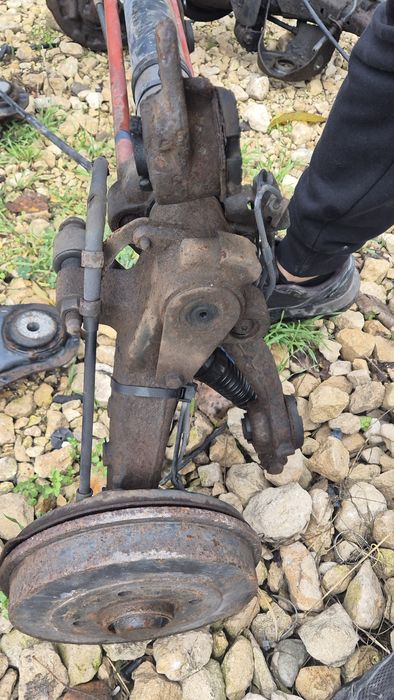 Заден мост / Торсион за Пежо 206,Партнер 98 -2006