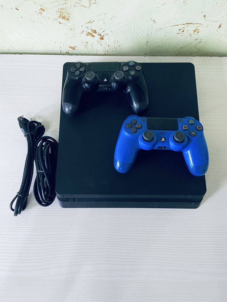 Sony PlayStation 4