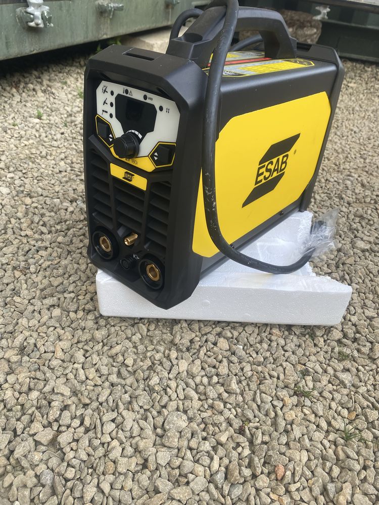 Esab ET 180i Nou, vine cu toate accesoriile
