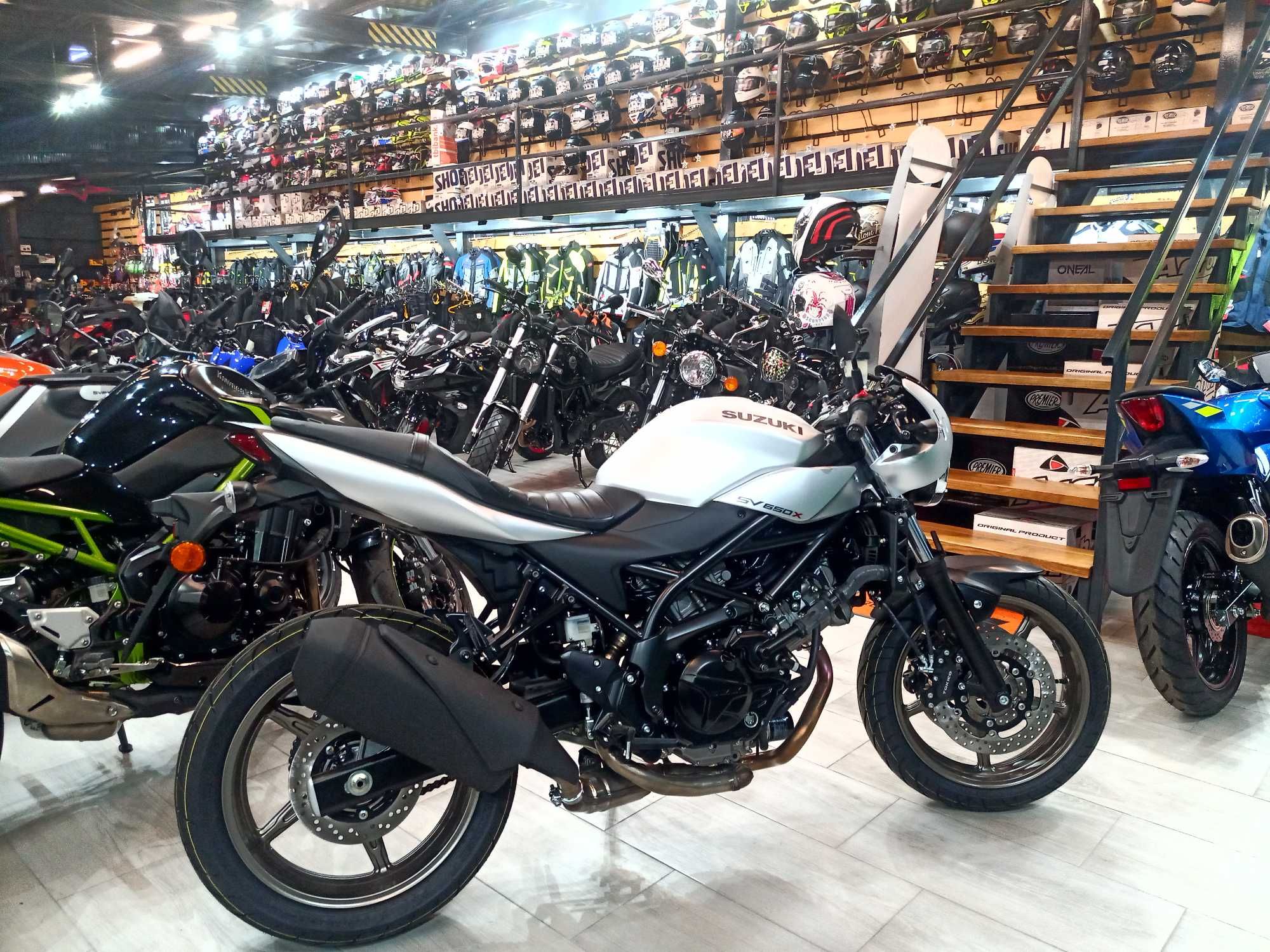 Suzuki SV 650X nou 0km-pret PROMO prin EST BIKE Campina