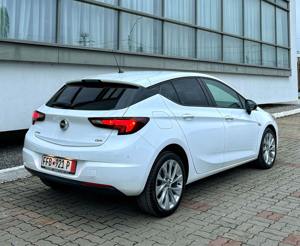 Opel Astra K 2016 1.6Cdti EURO6 Xenon Led Tempomat Parktronic CameraR