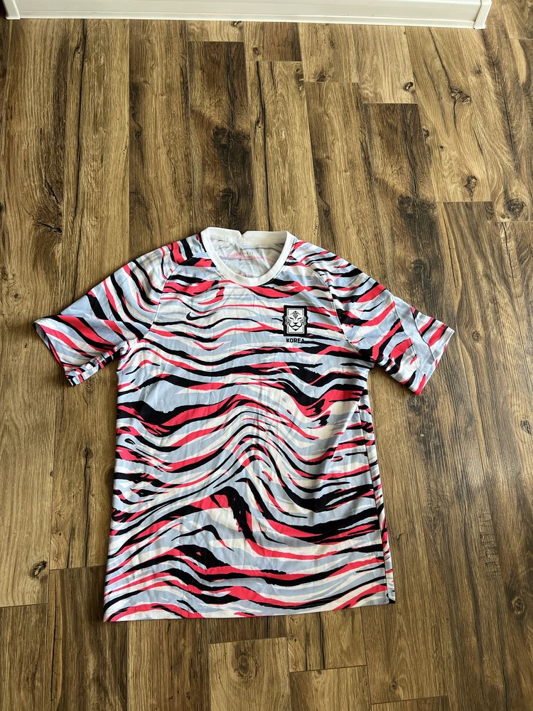Nike Korea size L