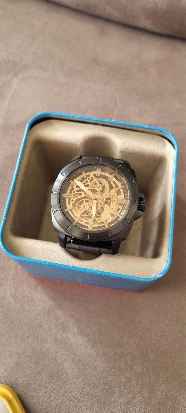 Автоматичен часовник Fossil с видим механизъм,