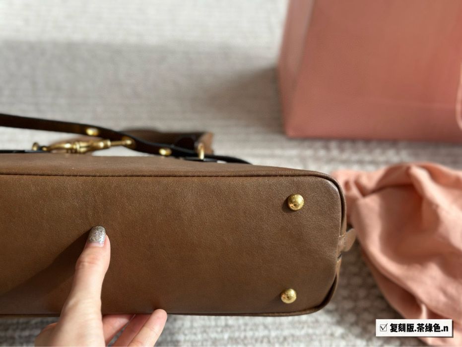 Geanta Miu Miu piele