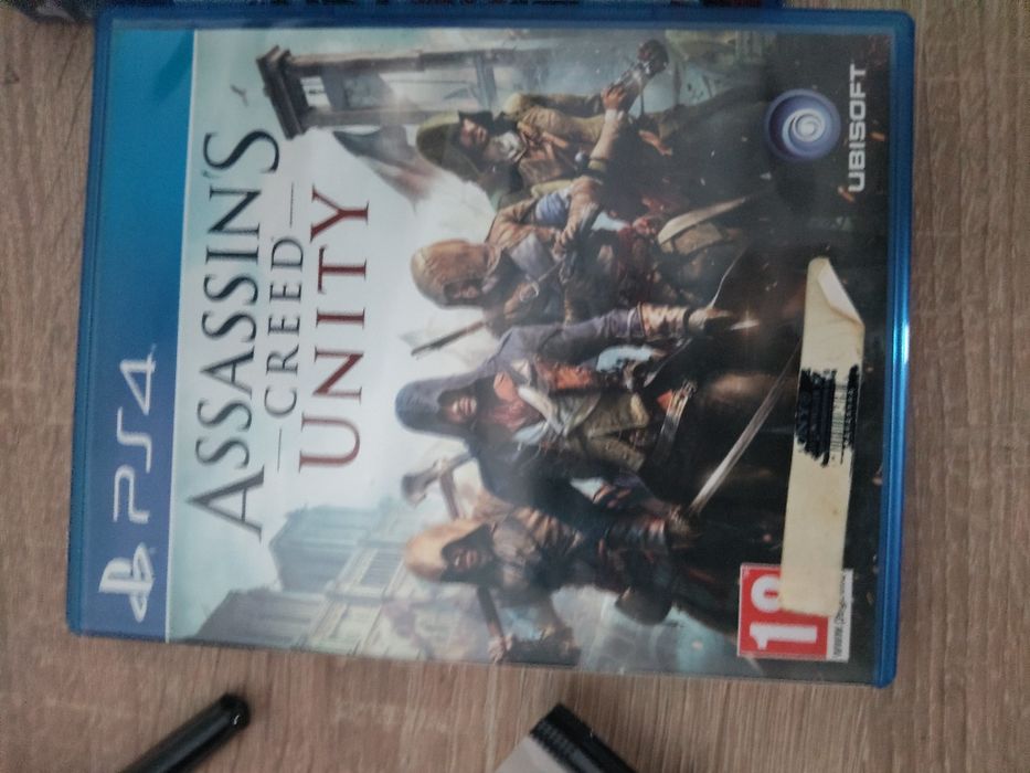 Dau la schimb 3 jocuri de ps 4