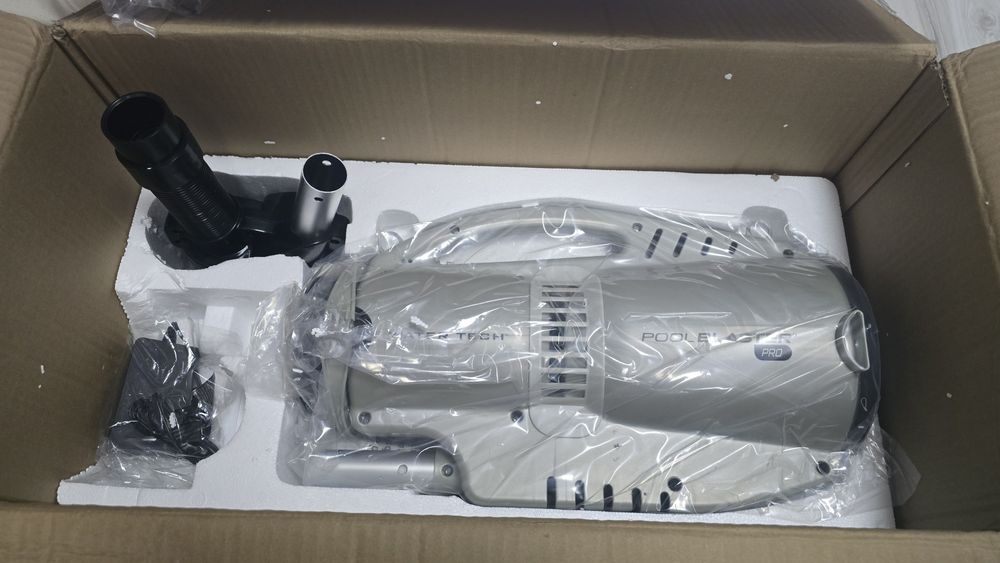 Aspirator de piscină Pool Blaster Pro 900