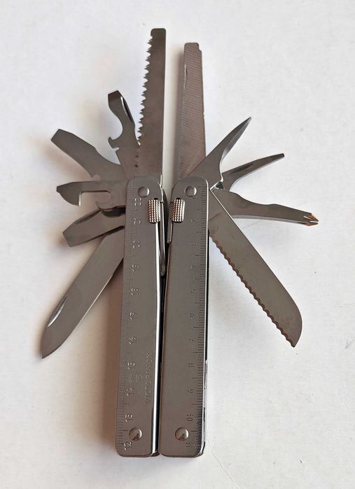 Victorinox Swiss Tool 115 mm, Classic 58mm и други